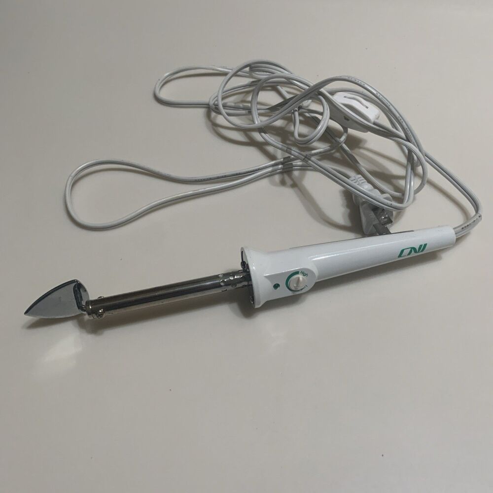 Clover Needlecraft Mini Iron MCI-900 for Crafts Quilting Sewing - No Bag